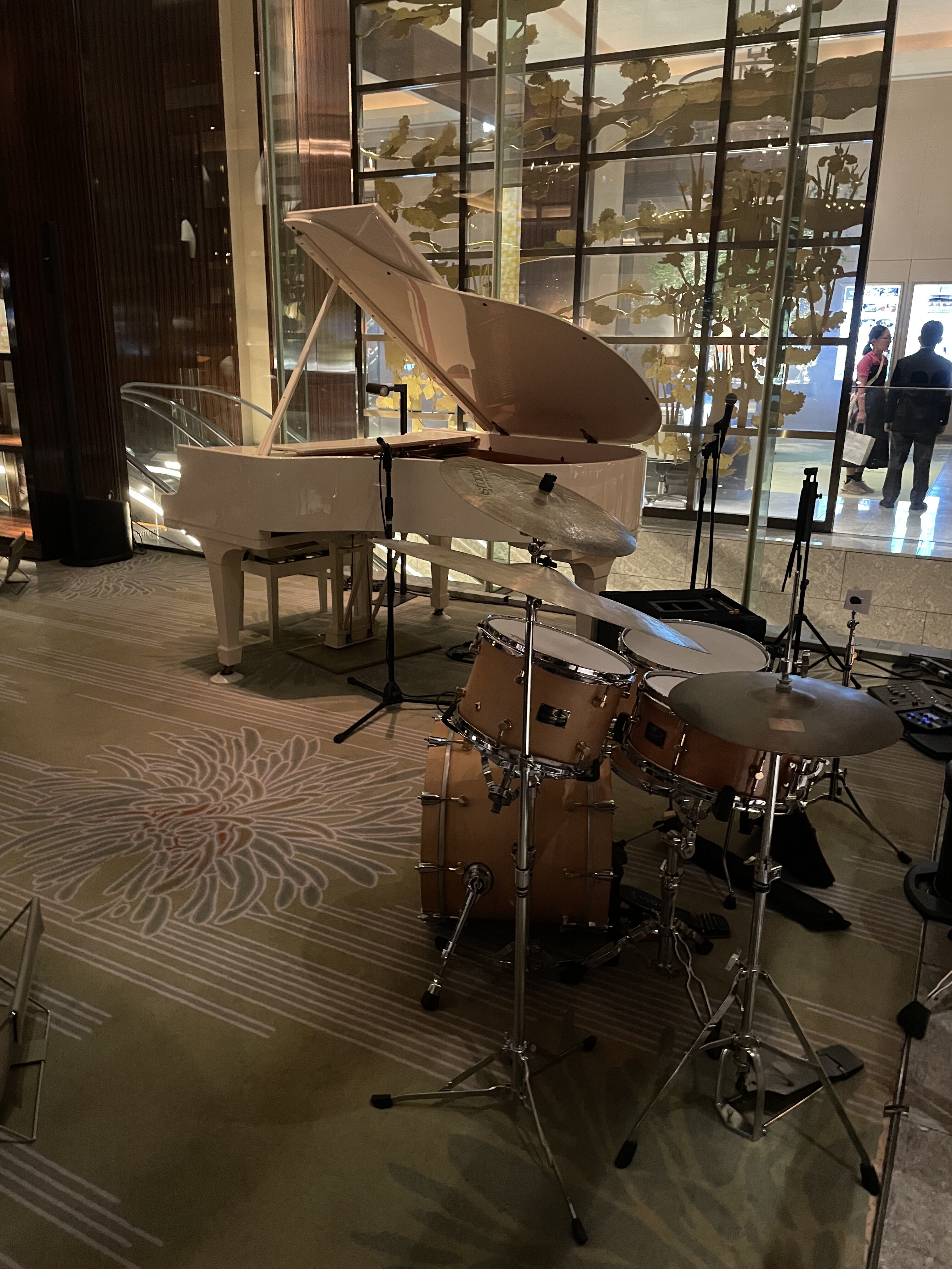 パレスホテル東京ラウンジ